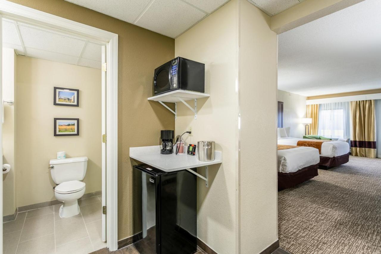Aspire Hotel And Suites Gettysburg Exterior photo