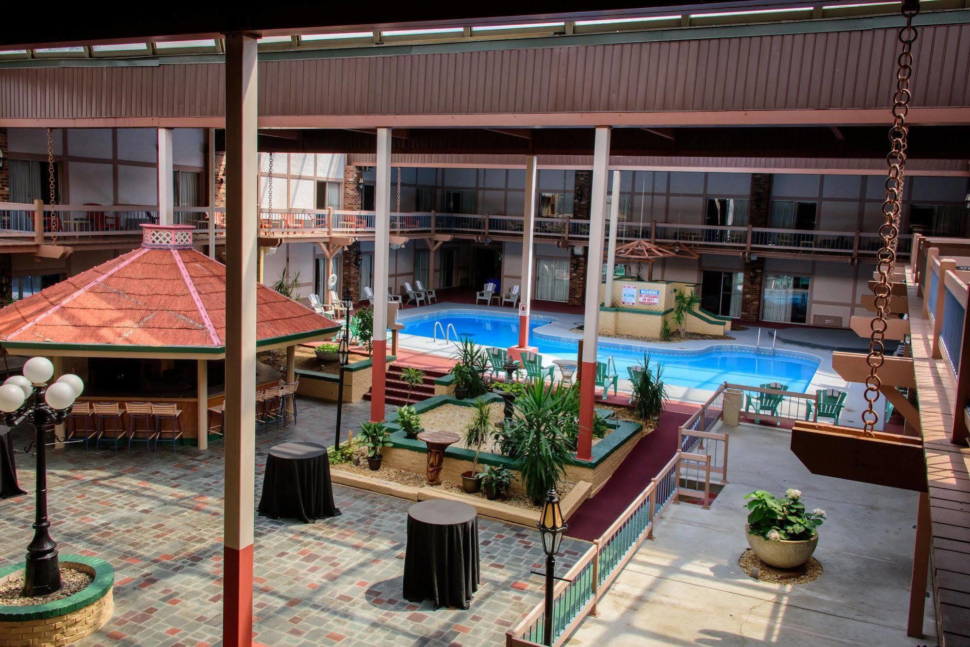 Aspire Hotel And Suites Gettysburg Exterior photo